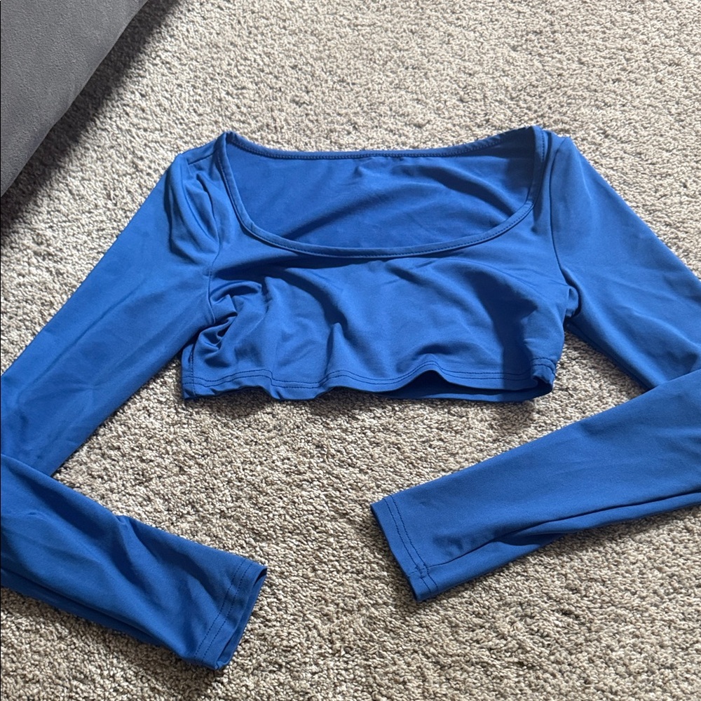 SHEIN Royal Blue Long Sleeve Crop Top